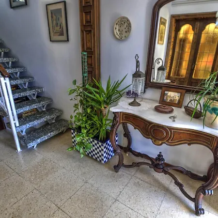 Willa Ferran By Hello Homes *