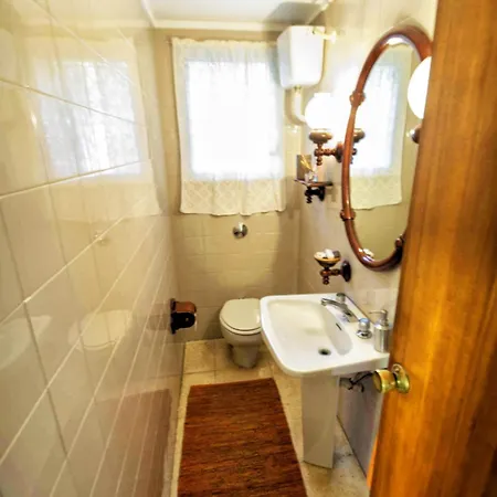 Ferran By Hello Homes Willa