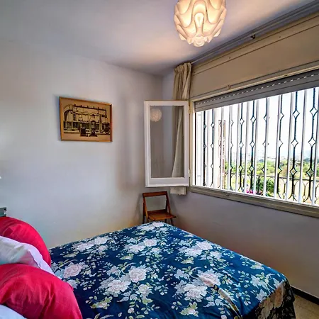 Willa Ferran By Hello Homes