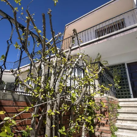 Ferran By Hello Homes